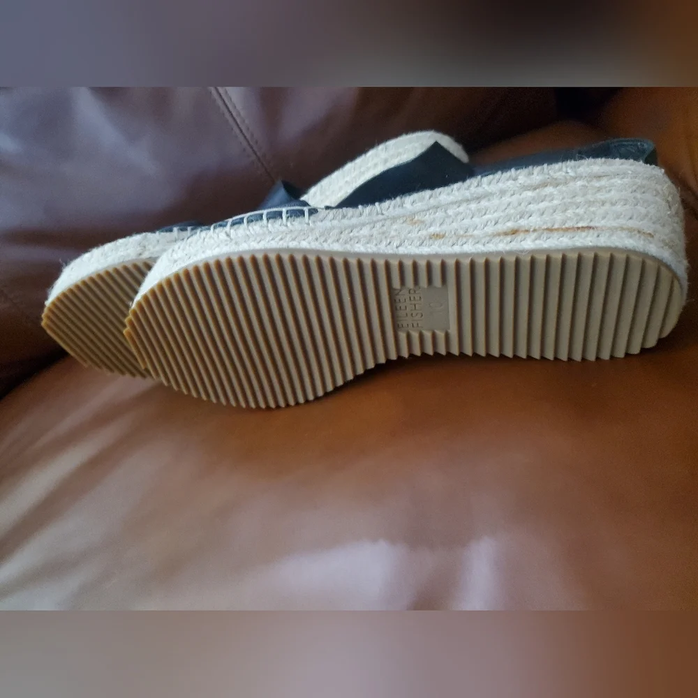 Eileen Fisher Willow Platform Wedge Espadrille Sandals Size 10 New! Has Flaws